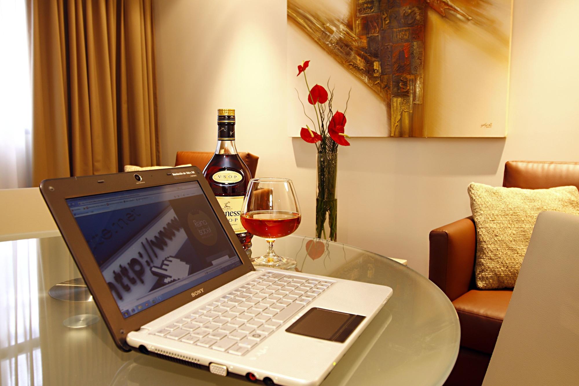 Hotel Reina Isabel Quito Kültér fotó