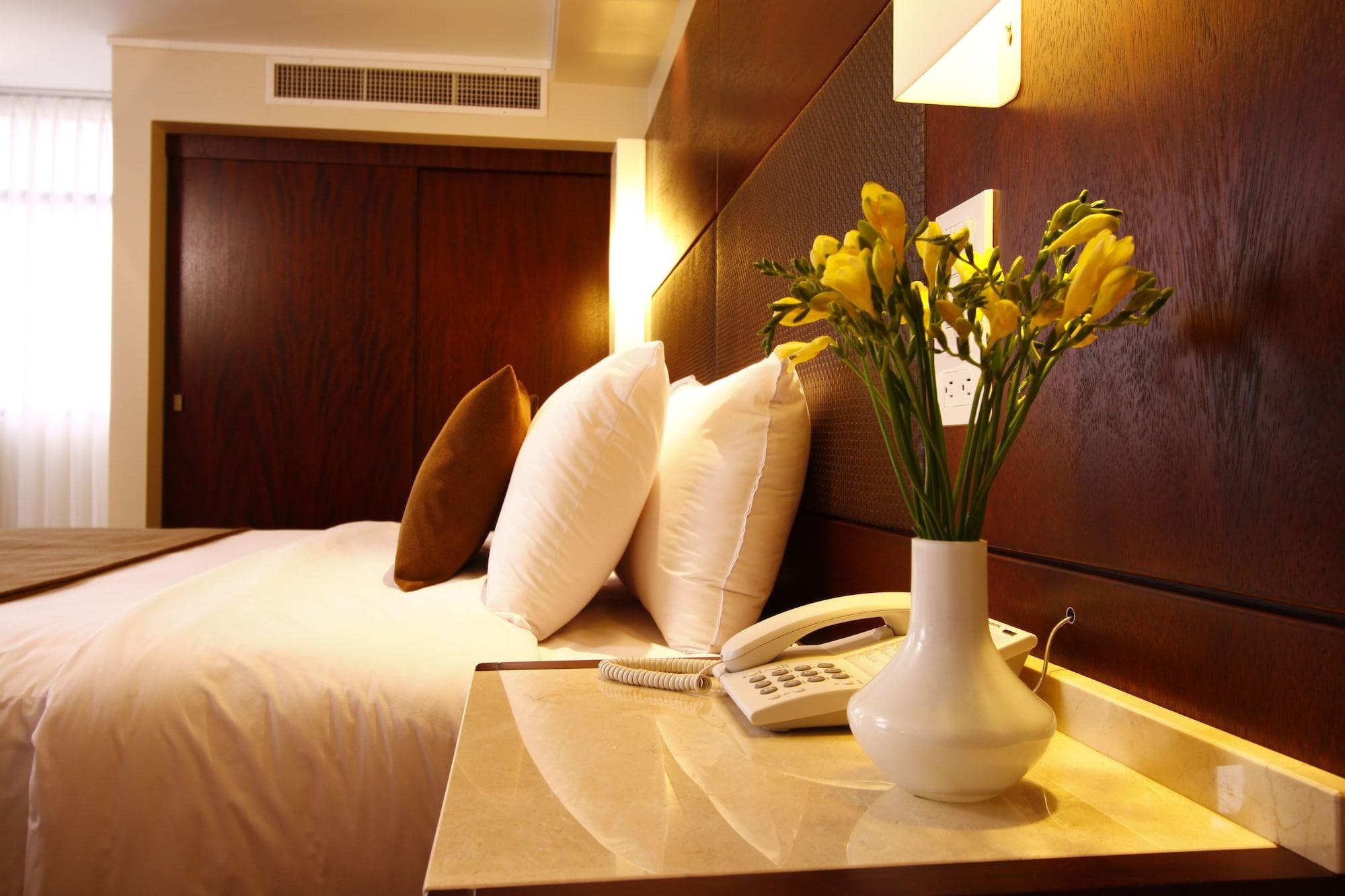 Hotel Reina Isabel Quito Kültér fotó